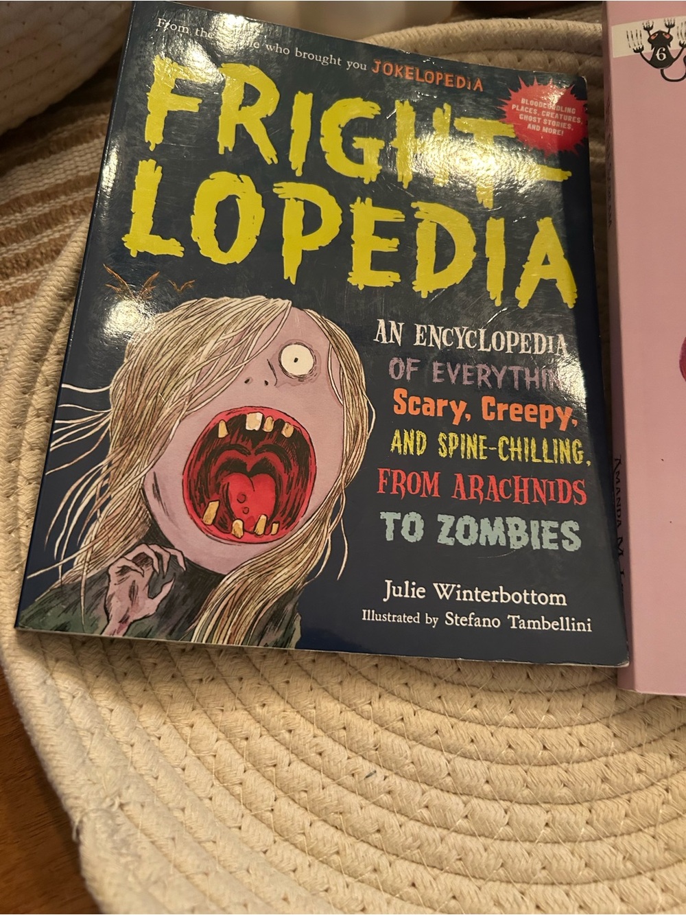 Book Bundle - Picture 2 of 6